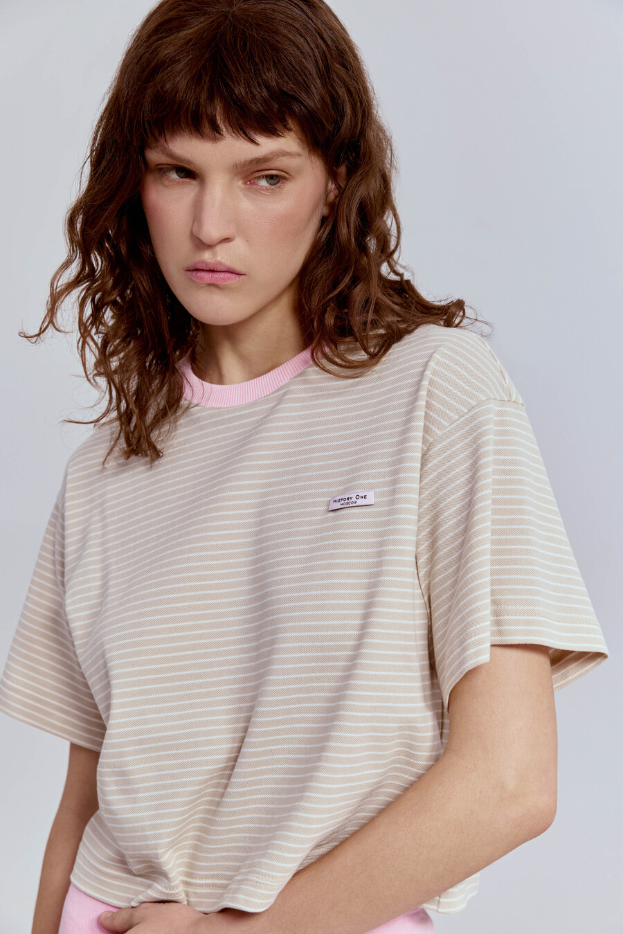 Футболка из пике в полоску с контрастным воротом, бежевый