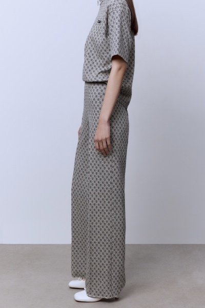 Брюки из трикотажного полотна с цветочным принтом