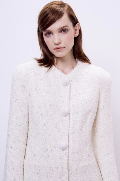 Жакет приталенный букле с декоративными пуговицами, жемчужный