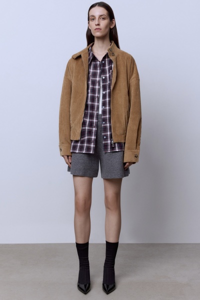 Бомбер из вельвета, бежевый