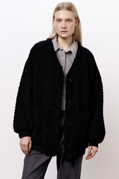 Жакет из эко-меха чёрный каракуль