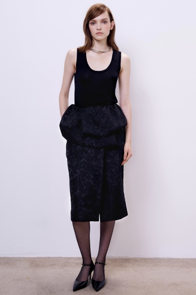 Юбка на запах с баской из жаккарда, чёрный