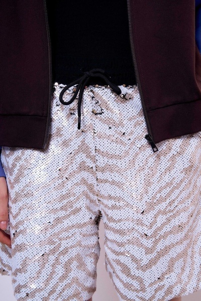 Шорты с пайетками и тигровым принтом, белый-бежевый