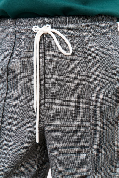 Брюки на резинке в клетку, серый