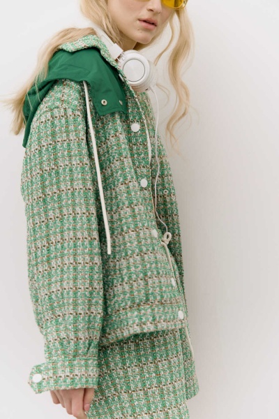 Жакет на резинке букле зелёный