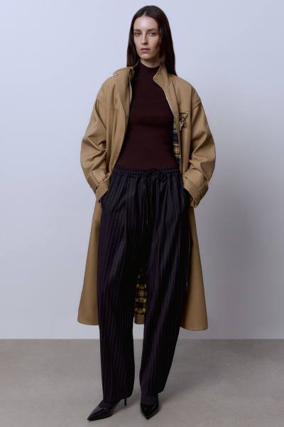 Пальто лёгкое из габардина на фланели, бежевый