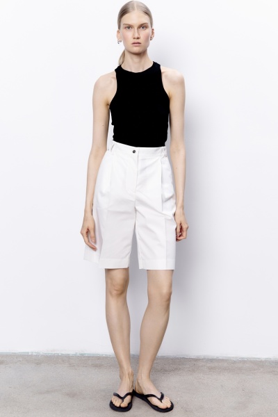 Шорты-бермуды из хлопка, белый