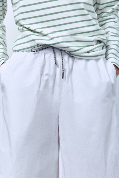 Бермуды из итальянского варёного хлопка, белый