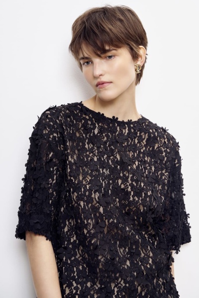 Топ из накладного кружева, чёрный