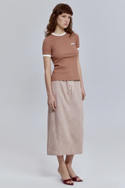 Футболка из хлопковой рибаны с контрастной отделкой, терракотовый