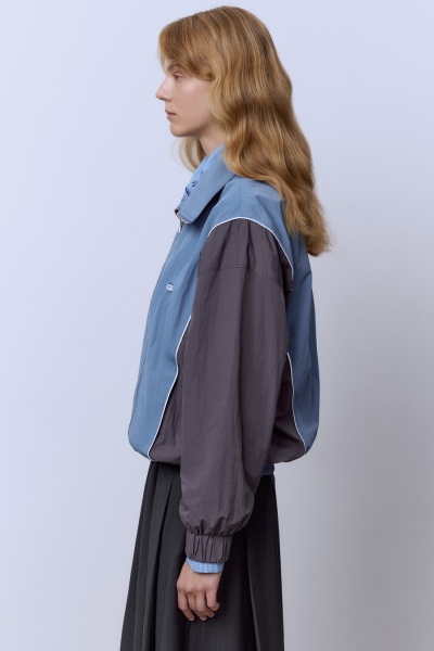 Ветровка из нейлона с контрастными вставками, серый/синий