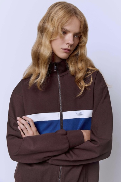 Толстовка на молнии с контрастными вставками, шоколад