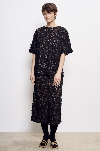 Топ из накладного кружева, чёрный