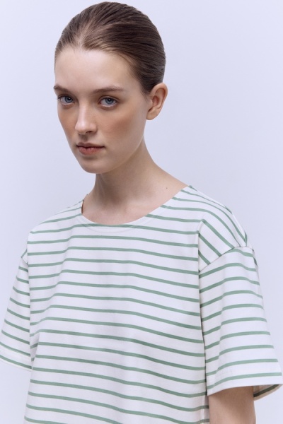 Футболка-кроп из хлопка в полоску, оливковый