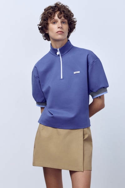 Поло на молнии с контрастными подвязами, васильковый