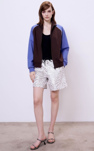 Шорты с пайетками и тигровым принтом, белый-бежевый