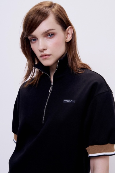 Поло на молнии с контрастными манжетами, черный